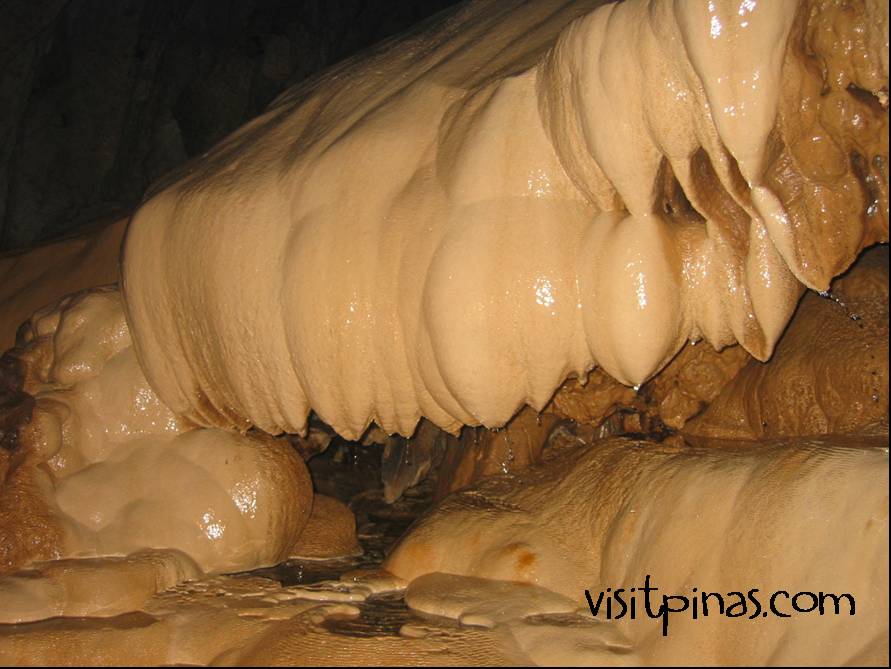 more-mineral-formations-at-sumaguing-cave-sagada.jpg